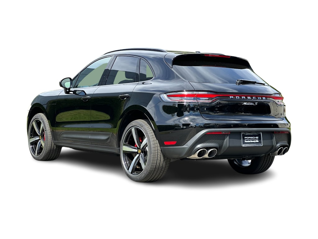 Thumbnail: 2026 Porsche Macan - 4