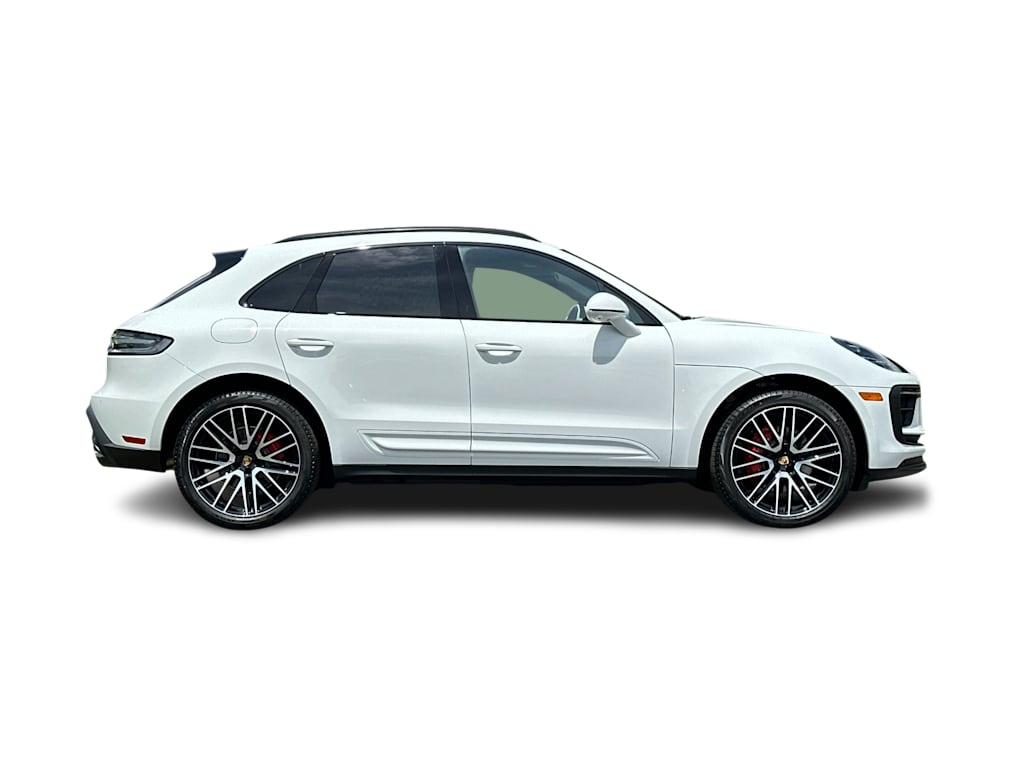 Thumbnail: 2026 Porsche Macan - 18