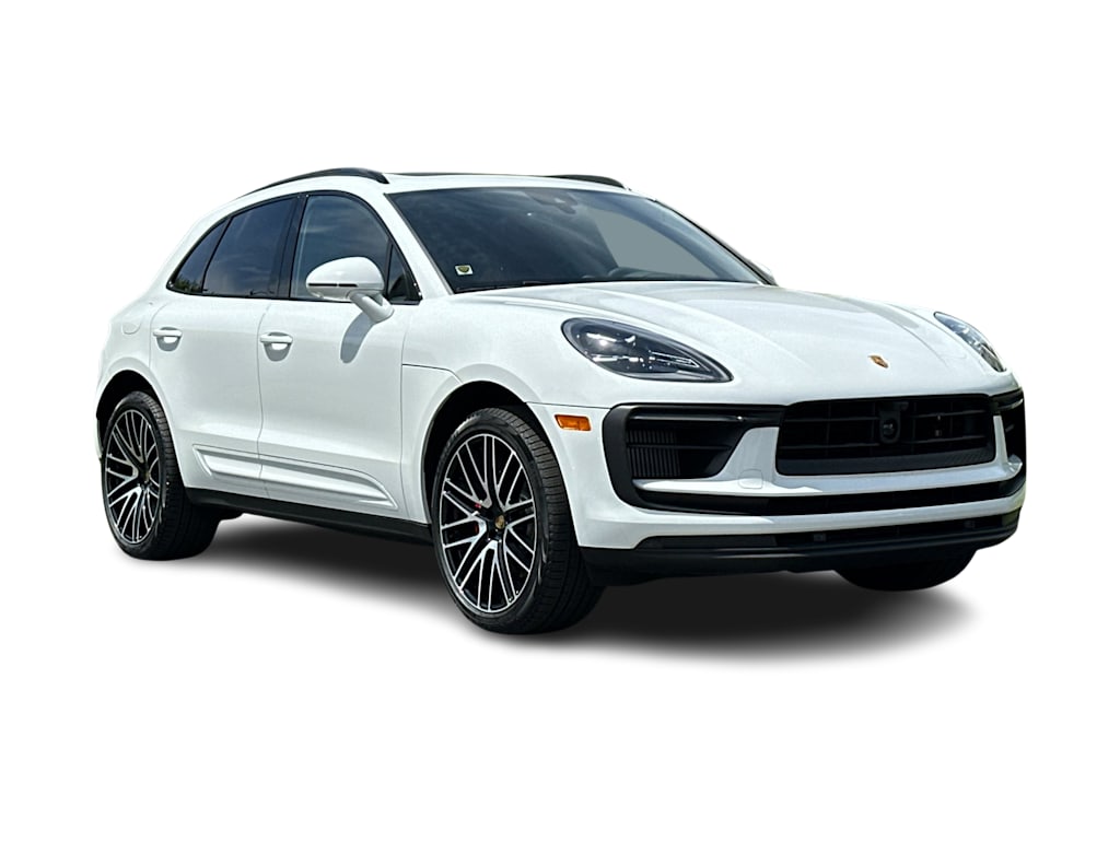 Thumbnail: 2026 Porsche Macan - 19