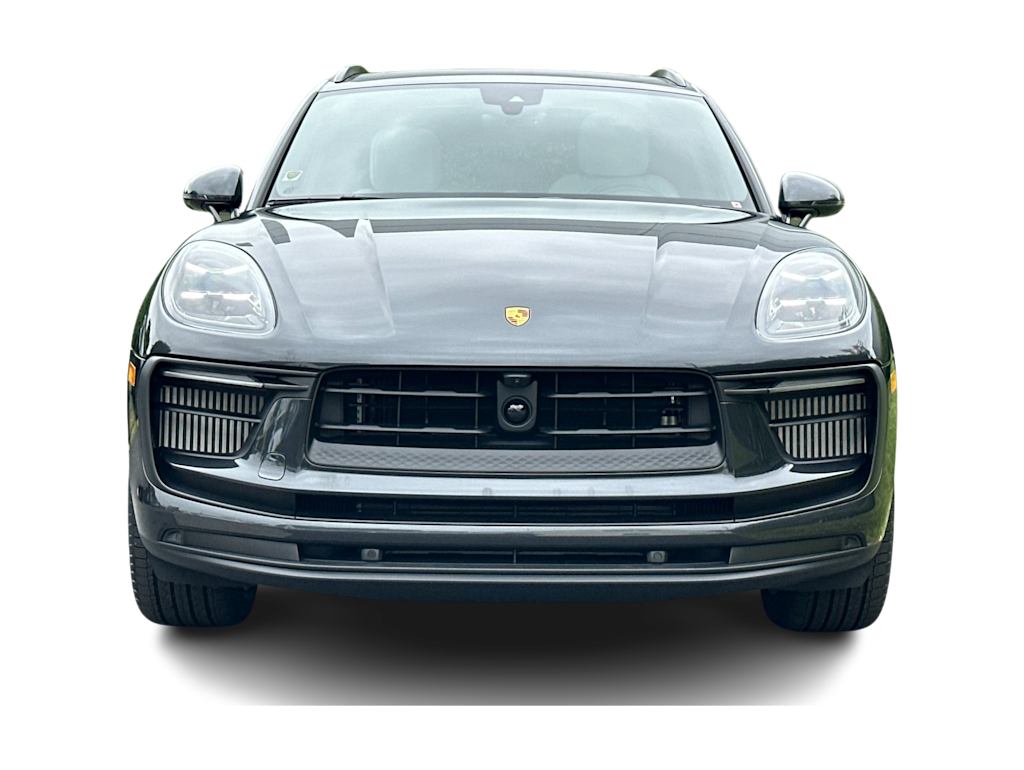 Thumbnail: 2026 Porsche Macan - 6