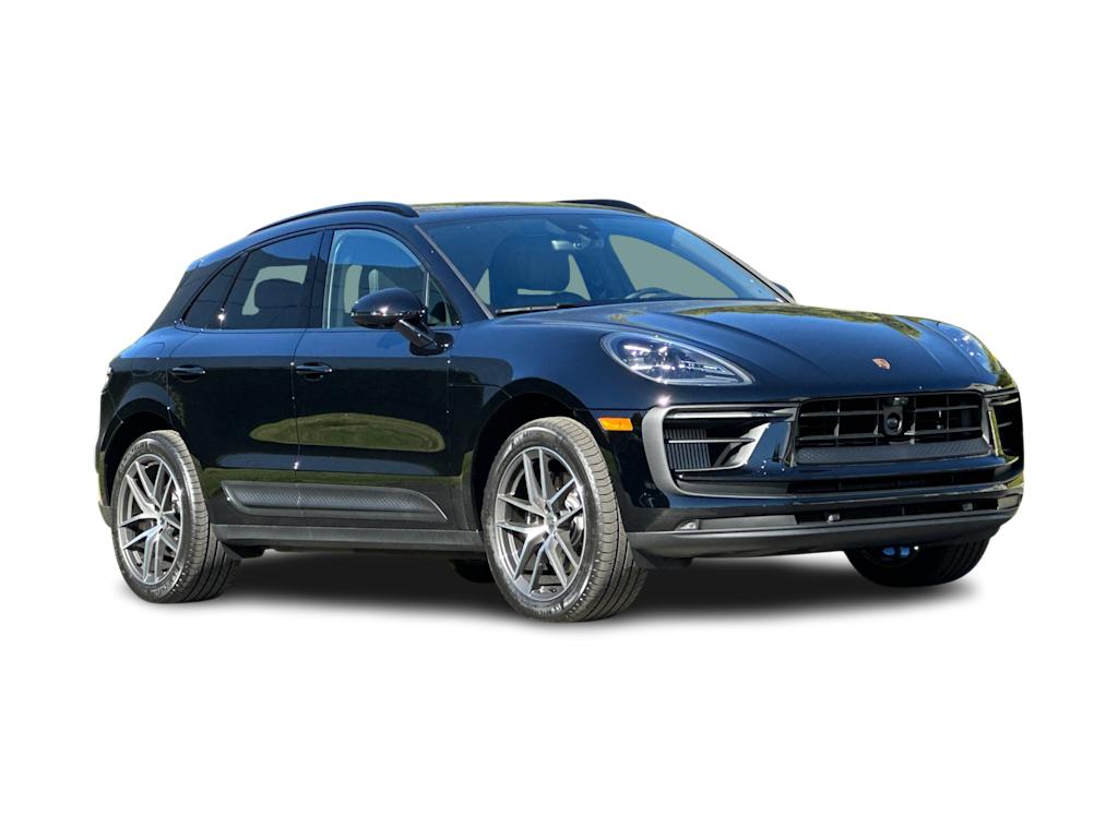 Thumbnail: 2026 Porsche Macan - 21