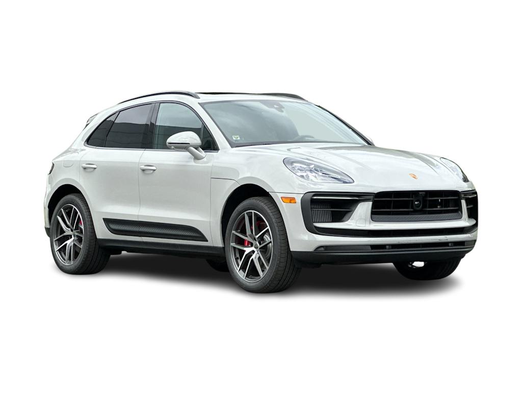 Thumbnail: 2026 Porsche Macan - 21