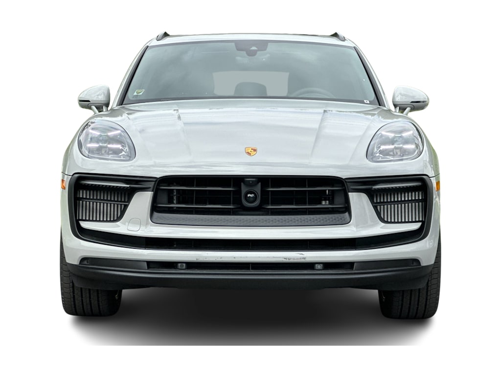 Thumbnail: 2026 Porsche Macan - 6