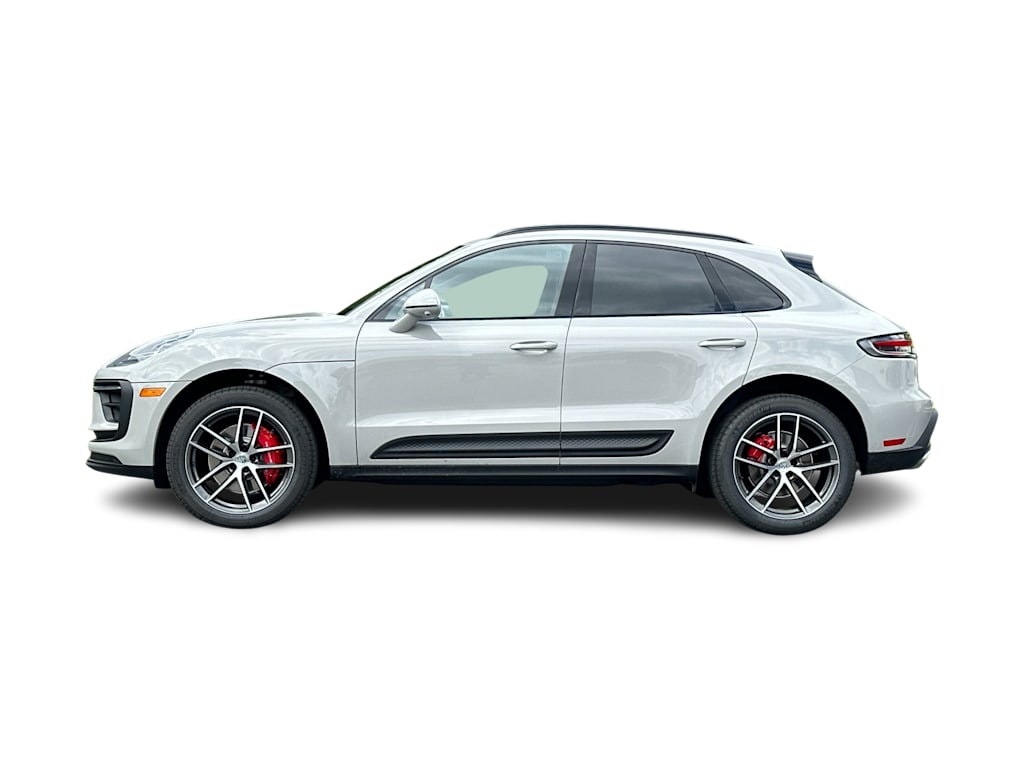 Thumbnail: 2026 Porsche Macan - 3
