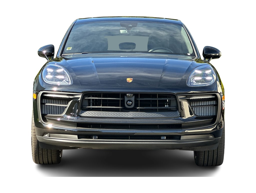 Thumbnail: 2026 Porsche Macan - 6