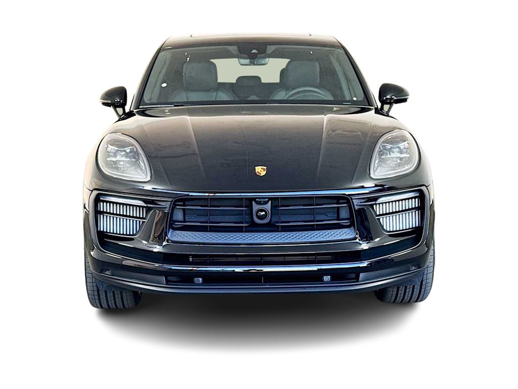 Thumbnail: 2026 Porsche Macan - 34