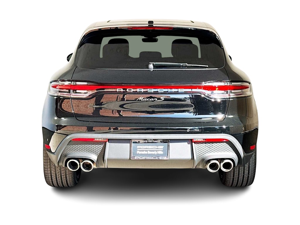 Thumbnail: 2026 Porsche Macan - 38