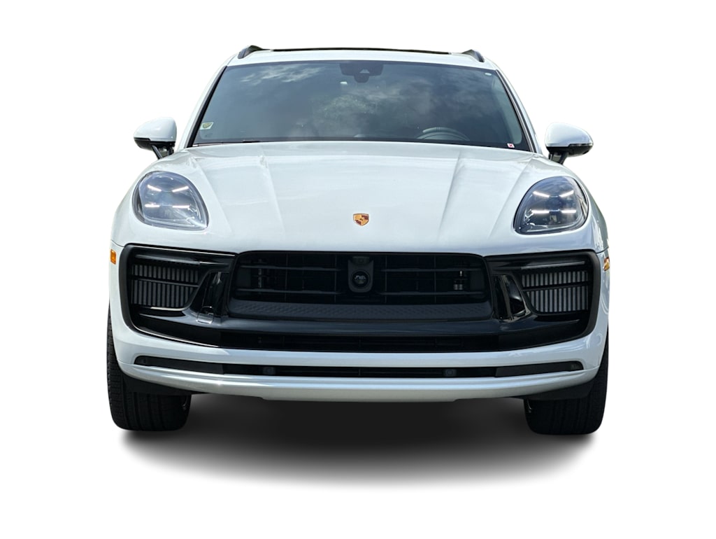 Thumbnail: 2026 Porsche Macan - 6
