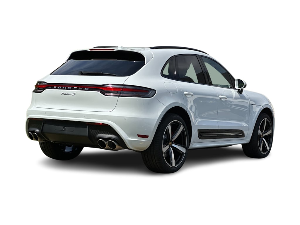 Thumbnail: 2026 Porsche Macan - 19