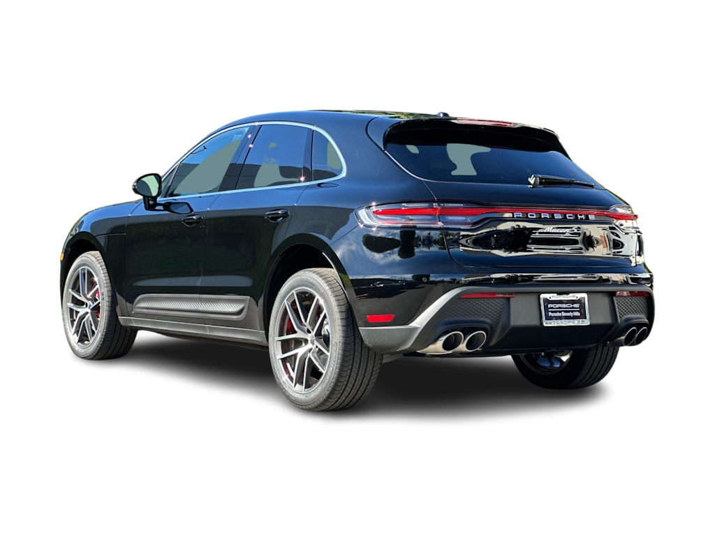 Thumbnail: 2026 Porsche Macan - 4
