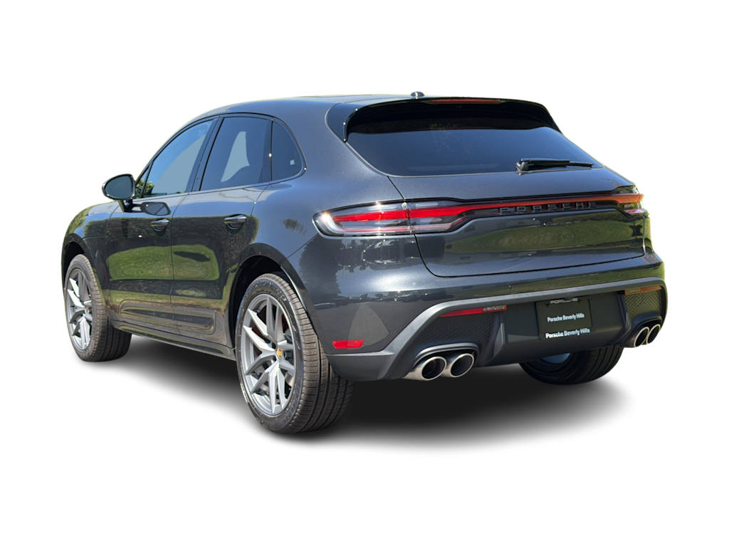 Thumbnail: 2026 Porsche Macan - 4