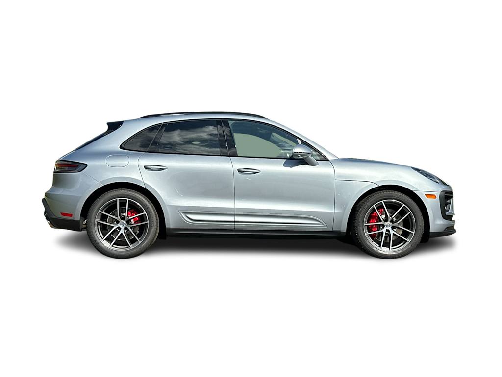 Thumbnail: 2026 Porsche Macan - 20