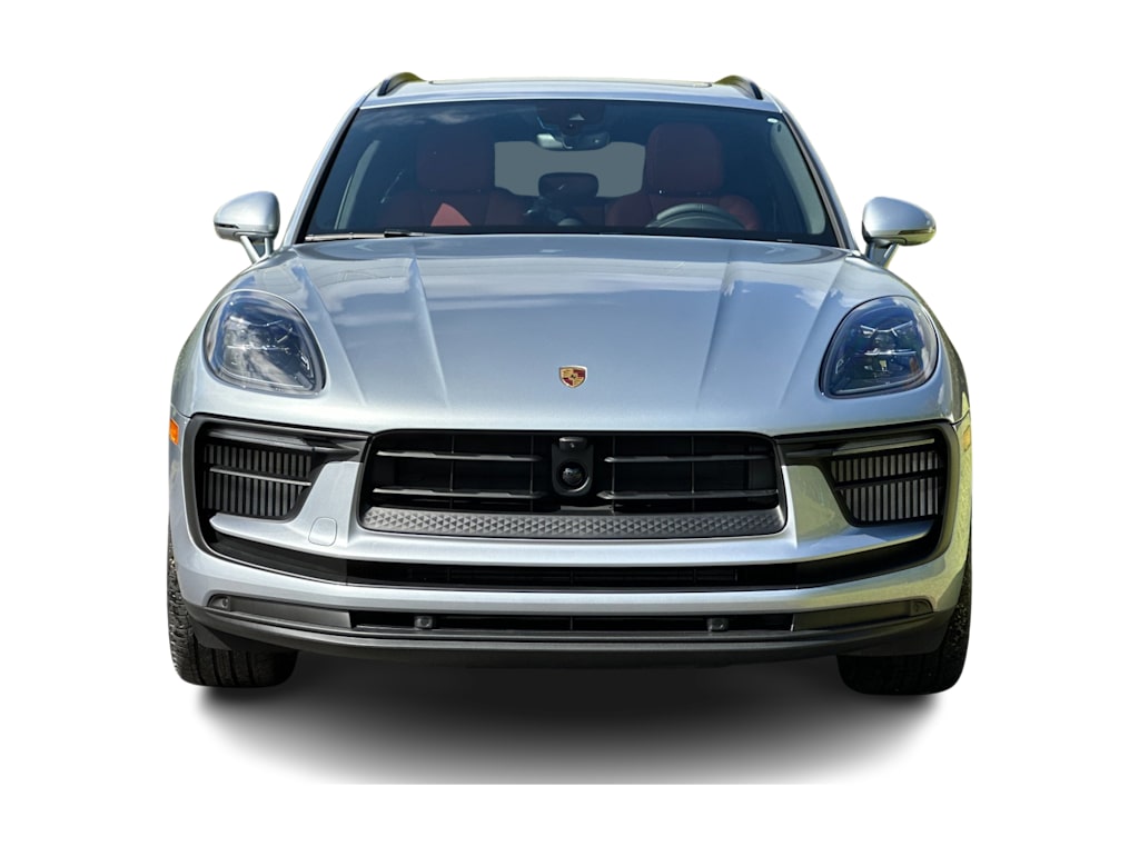 Thumbnail: 2026 Porsche Macan - 6