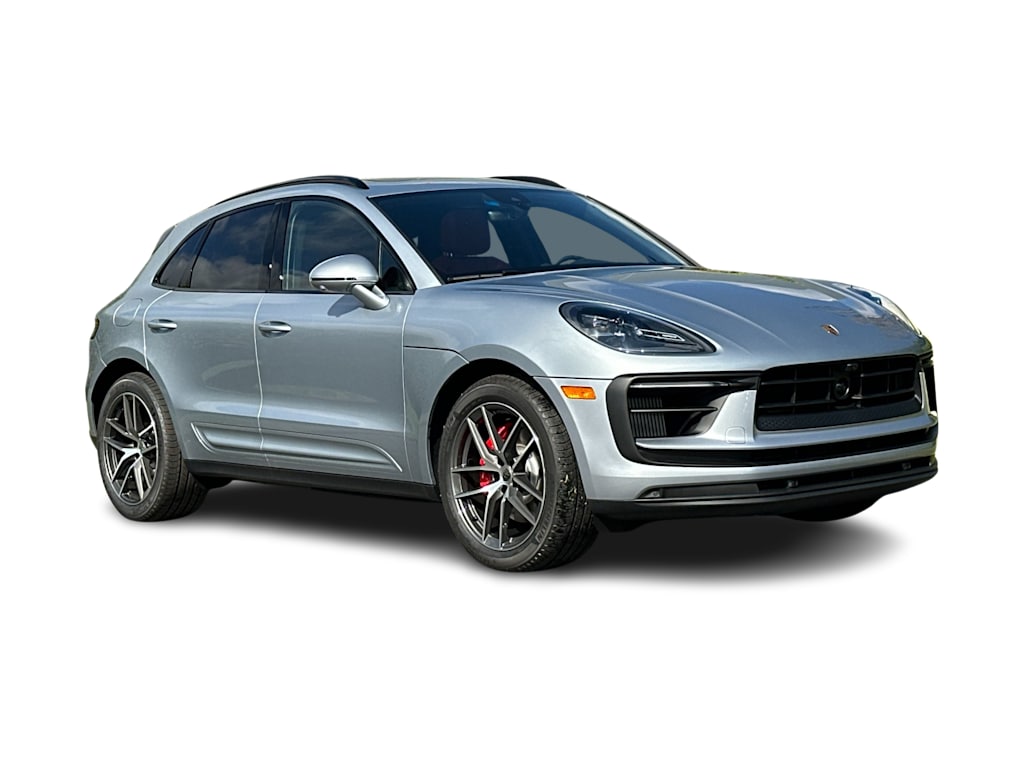 Thumbnail: 2026 Porsche Macan - 21
