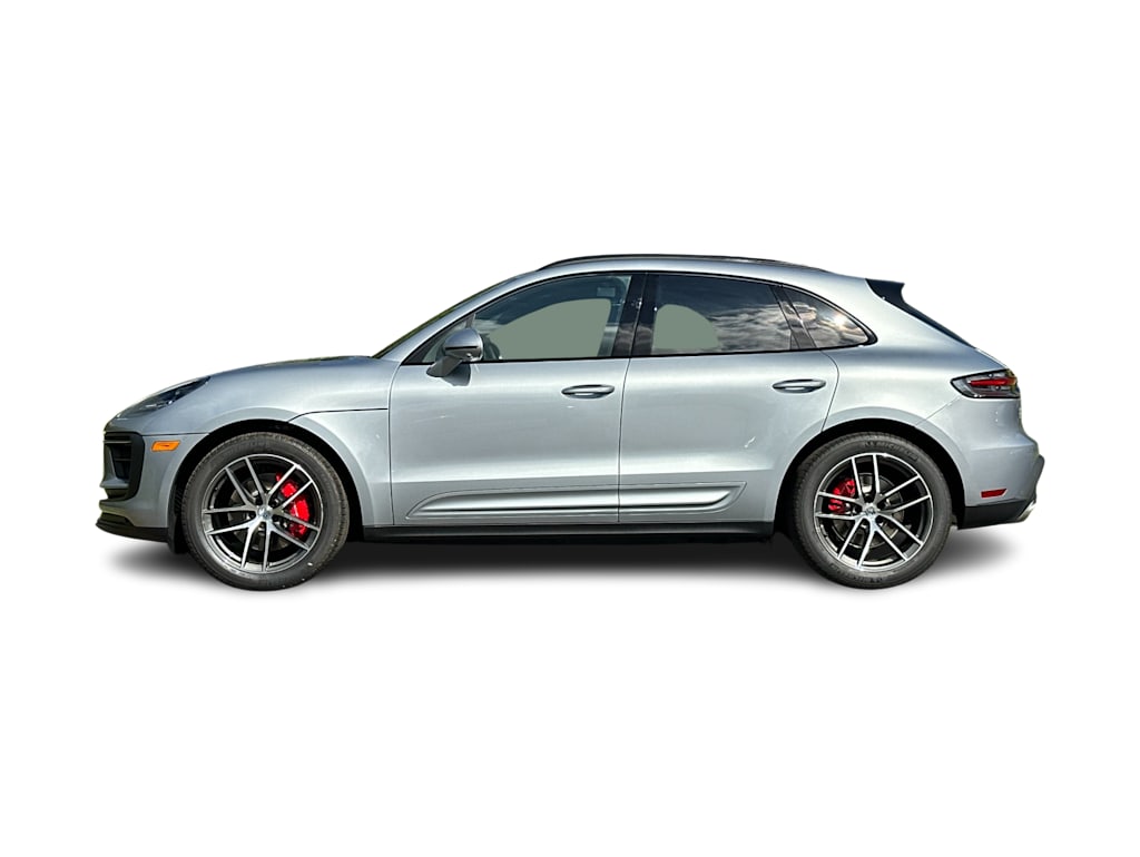 Thumbnail: 2026 Porsche Macan - 3