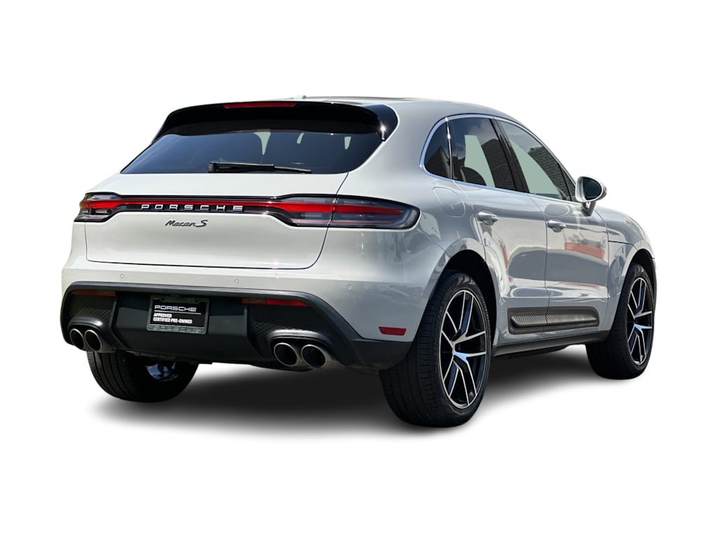 Thumbnail: 2024 Porsche Macan - 19