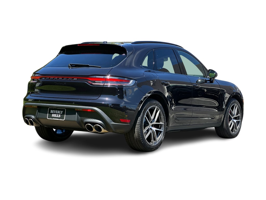 Thumbnail: 2026 Porsche Macan - 19