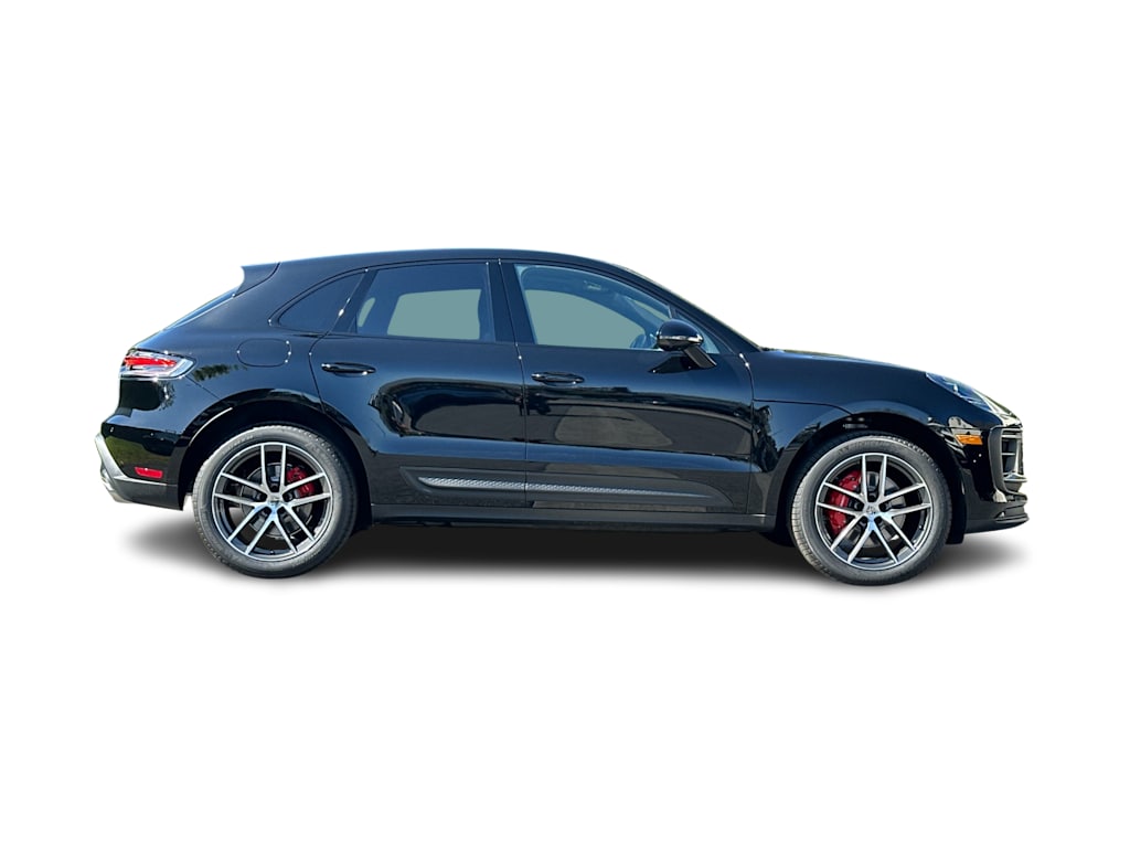 Thumbnail: 2026 Porsche Macan - 19
