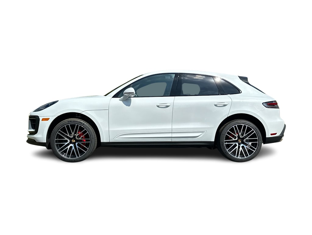 Thumbnail: 2026 Porsche Macan - 3