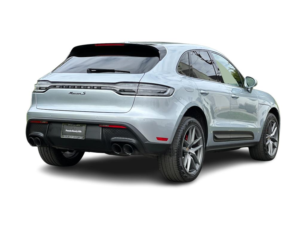 Thumbnail: 2023 Porsche Macan - 19