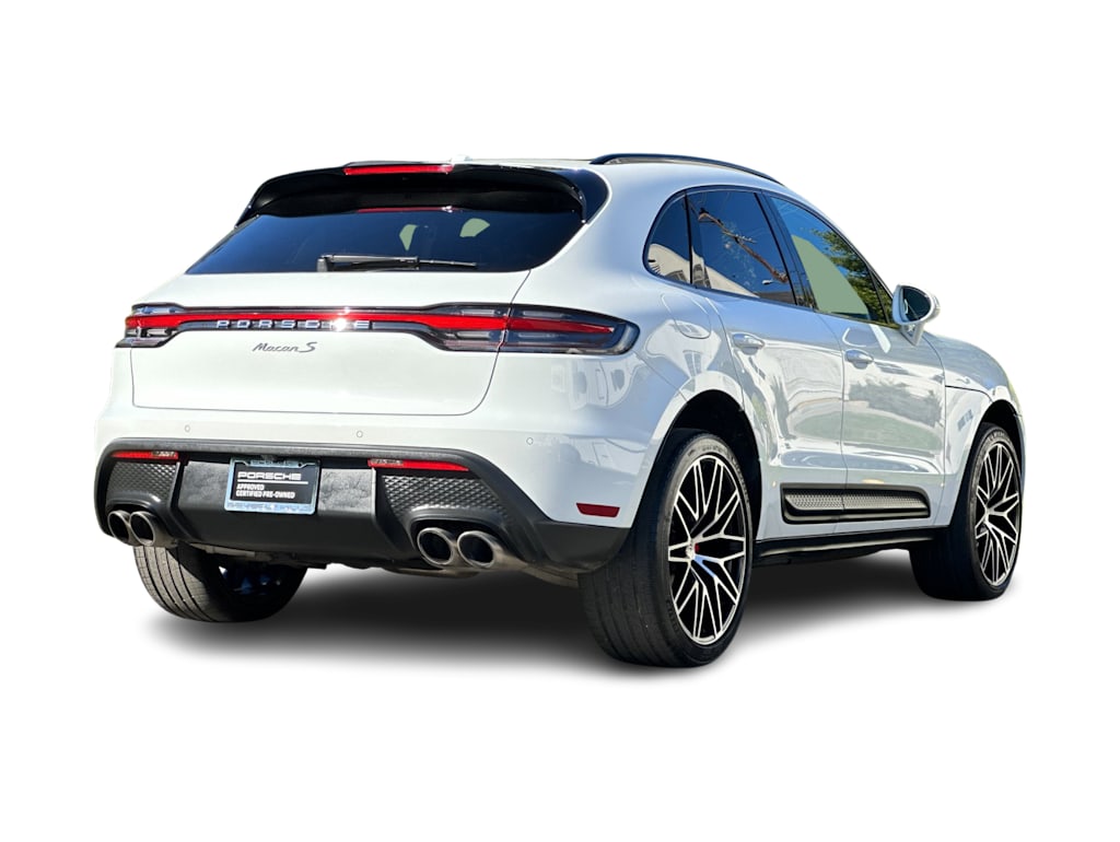 Thumbnail: 2023 Porsche Macan - 19