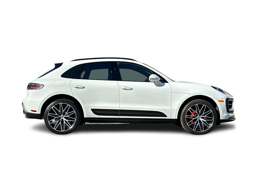 Thumbnail: 2023 Porsche Macan - 20