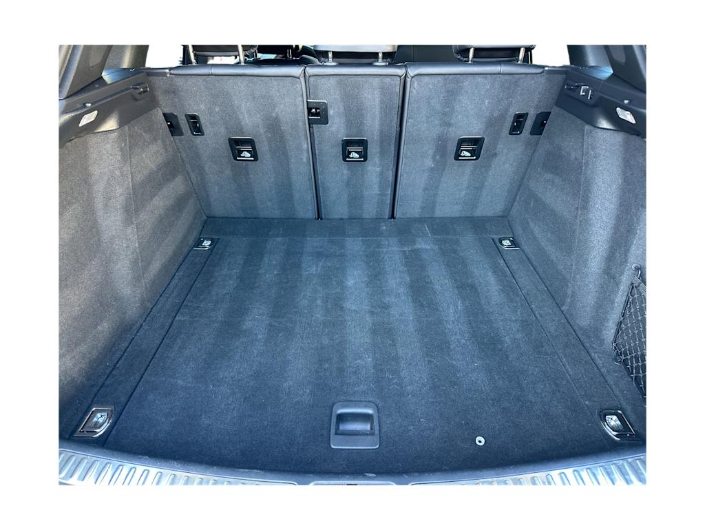 Thumbnail: 2023 Porsche Macan - 17