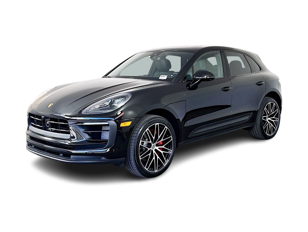 Thumbnail: 2026 Porsche Macan - 29