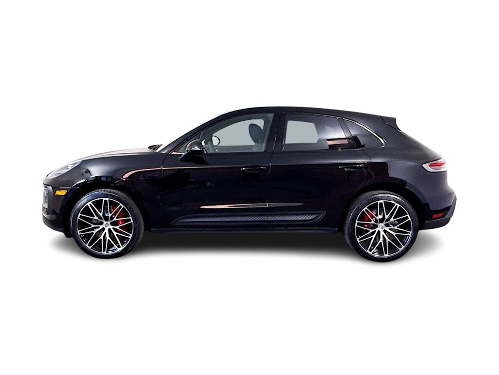 Thumbnail: 2026 Porsche Macan - 30