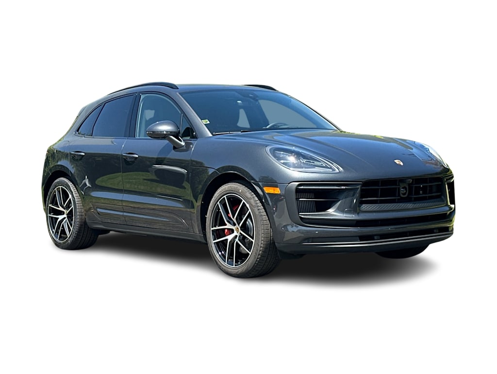 Thumbnail: 2026 Porsche Macan - 21