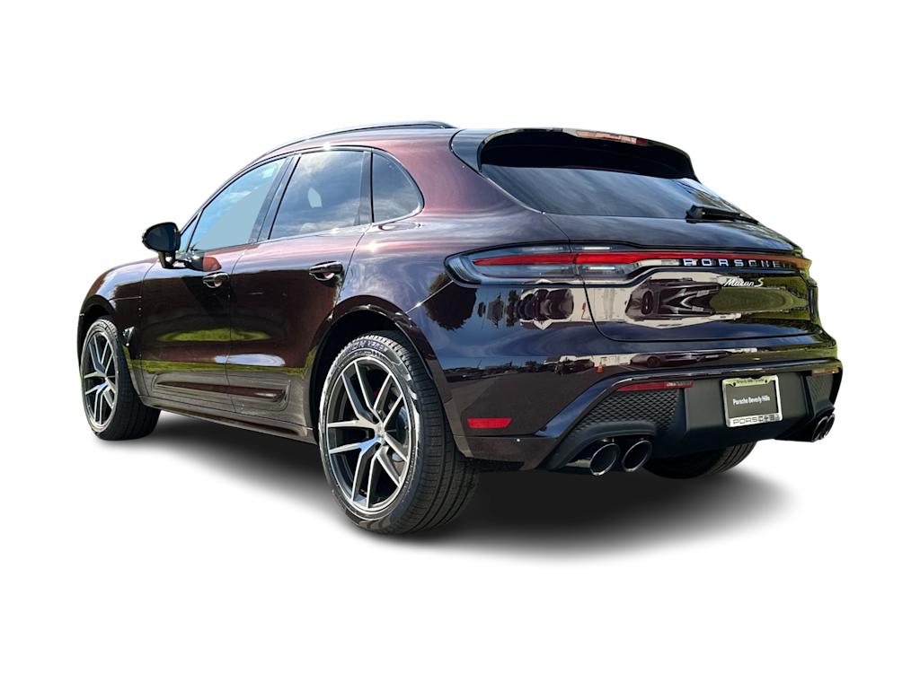 Thumbnail: 2026 Porsche Macan - 4