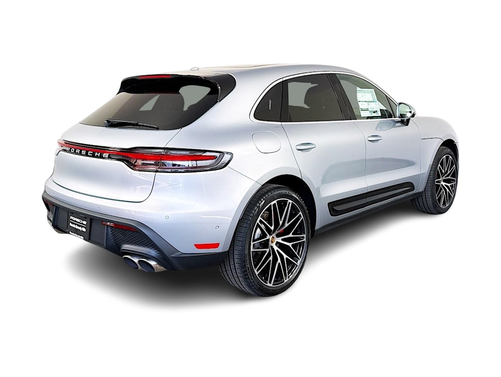 Thumbnail: 2025 Porsche Macan - 19