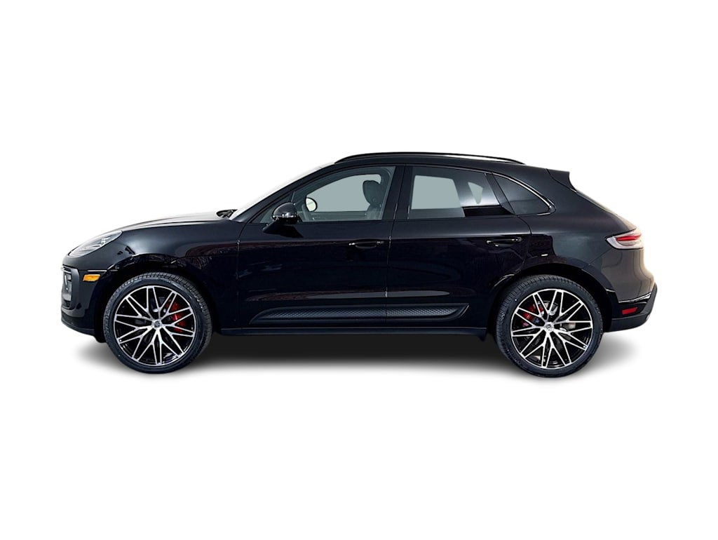 Thumbnail: 2026 Porsche Macan - 30