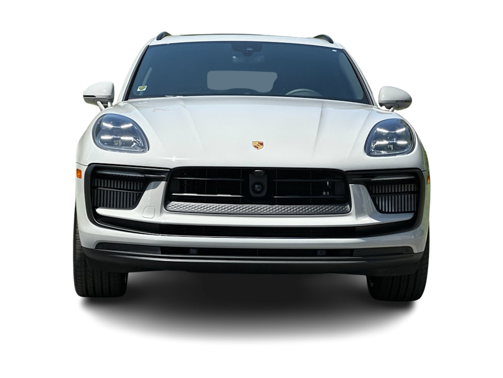 Thumbnail: 2026 Porsche Macan - 6
