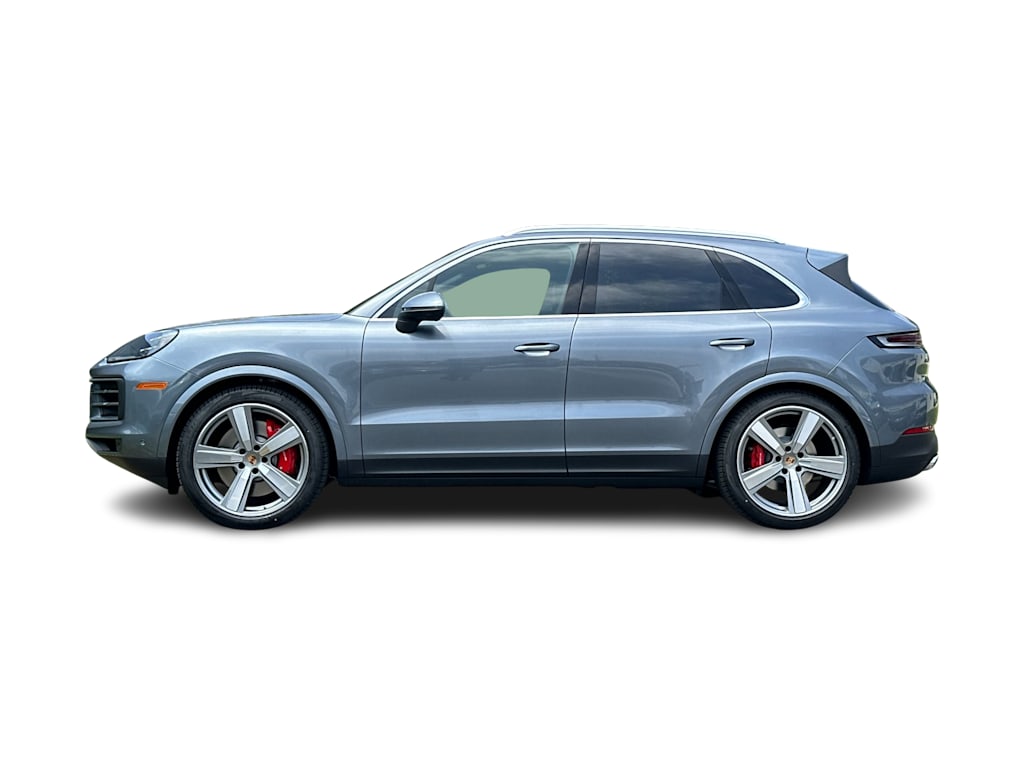 Thumbnail: 2026 Porsche Cayenne - 3
