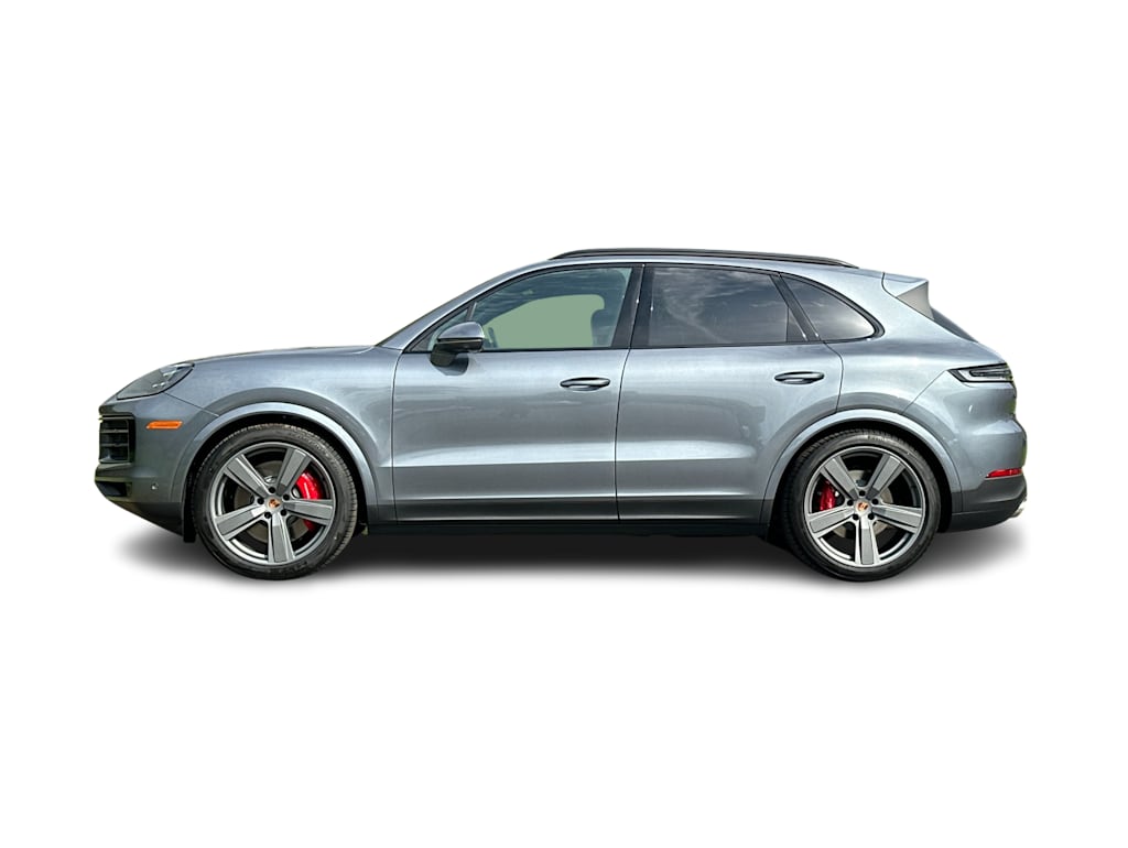 Thumbnail: 2026 Porsche Cayenne - 3