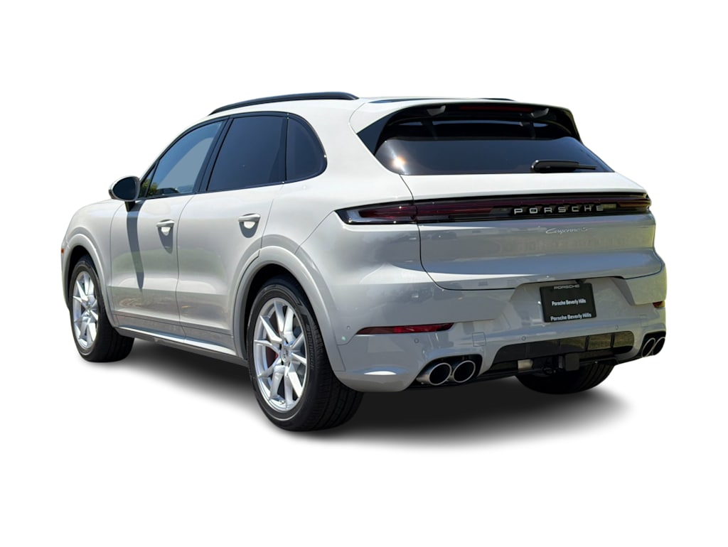 Thumbnail: 2026 Porsche Cayenne - 4