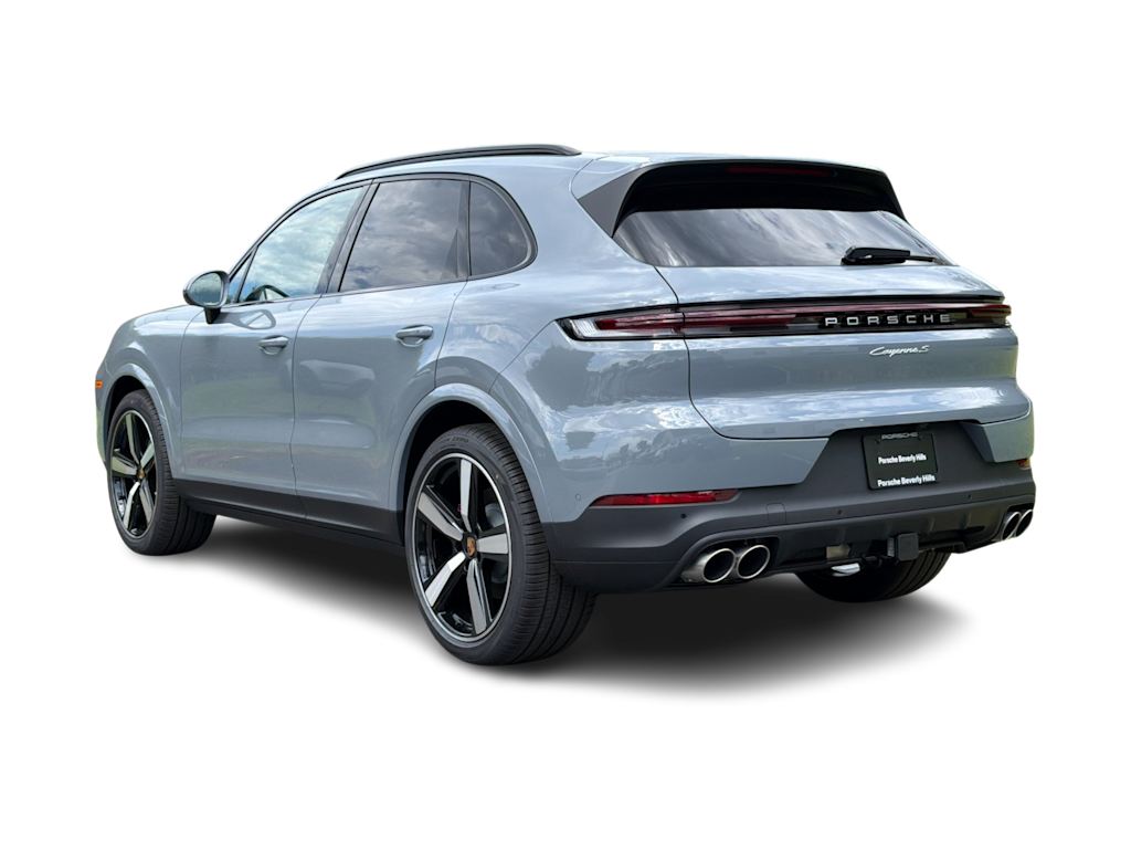 Thumbnail: 2026 Porsche Cayenne - 4