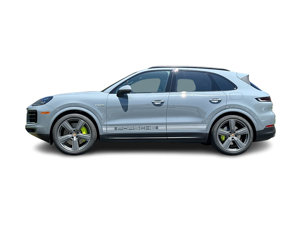 Thumbnail: 2026 Porsche Cayenne - 3