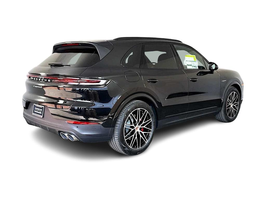 Thumbnail: 2026 Porsche Cayenne - 36