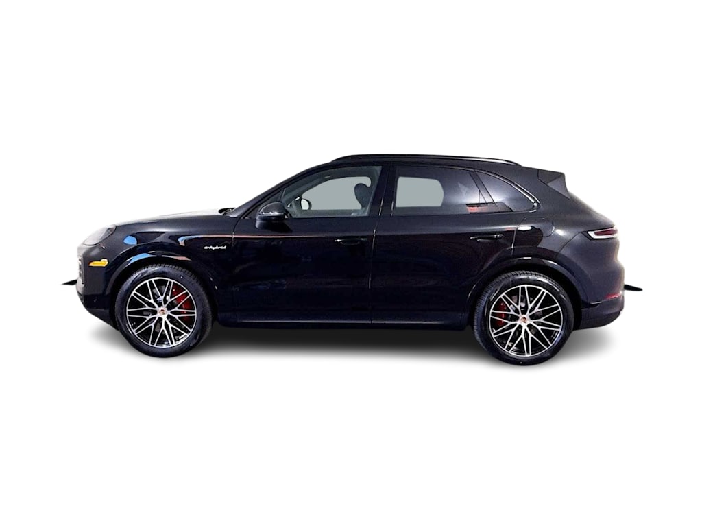 Thumbnail: 2026 Porsche Cayenne - 29