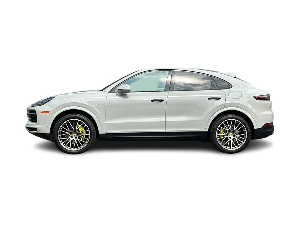 Thumbnail: 2023 Porsche Cayenne - 3