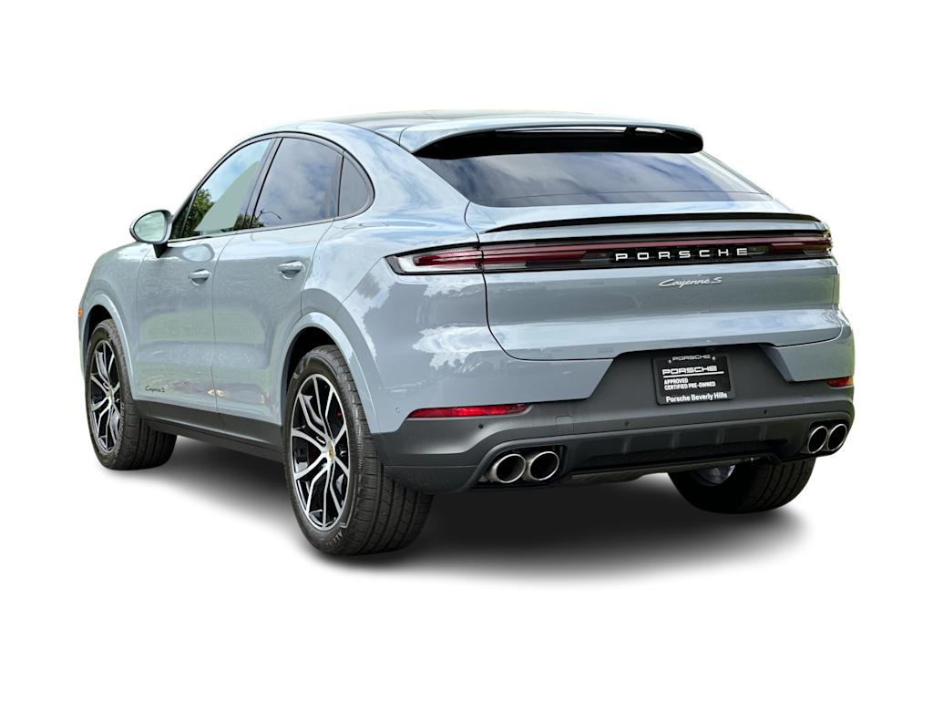 Thumbnail: 2024 Porsche Cayenne - 4