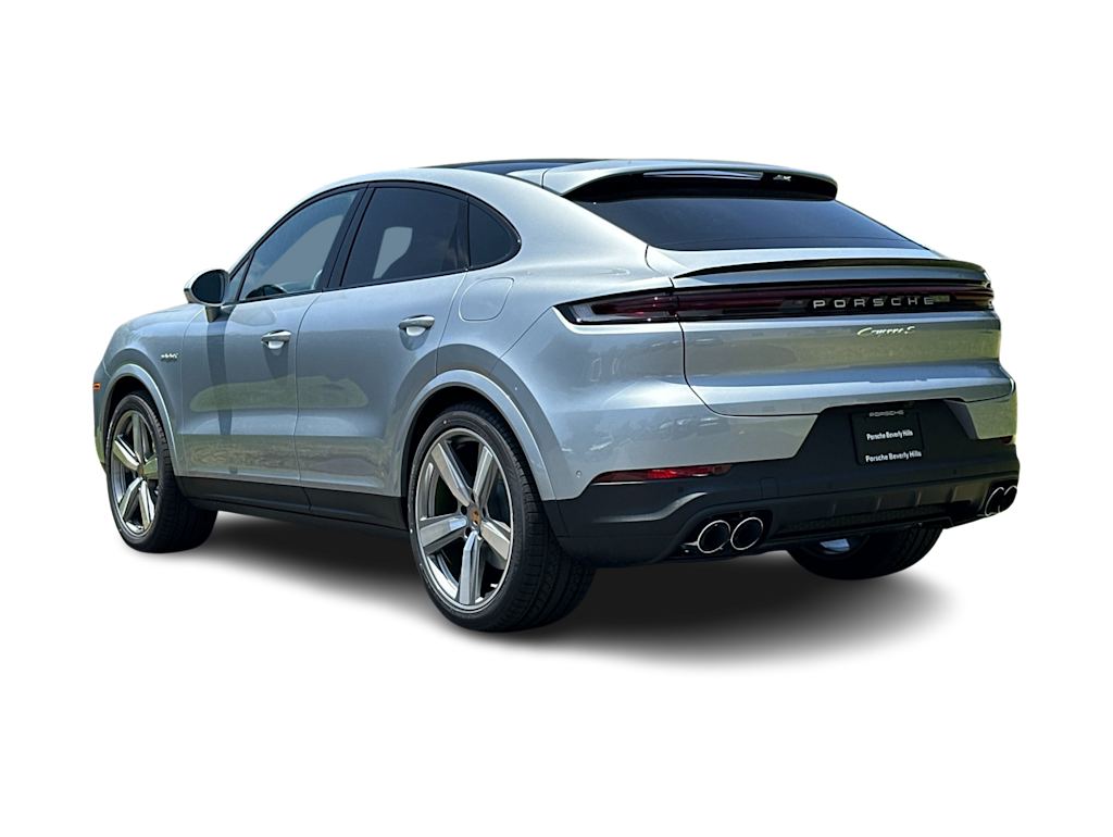 Thumbnail: 2026 Porsche Cayenne - 4