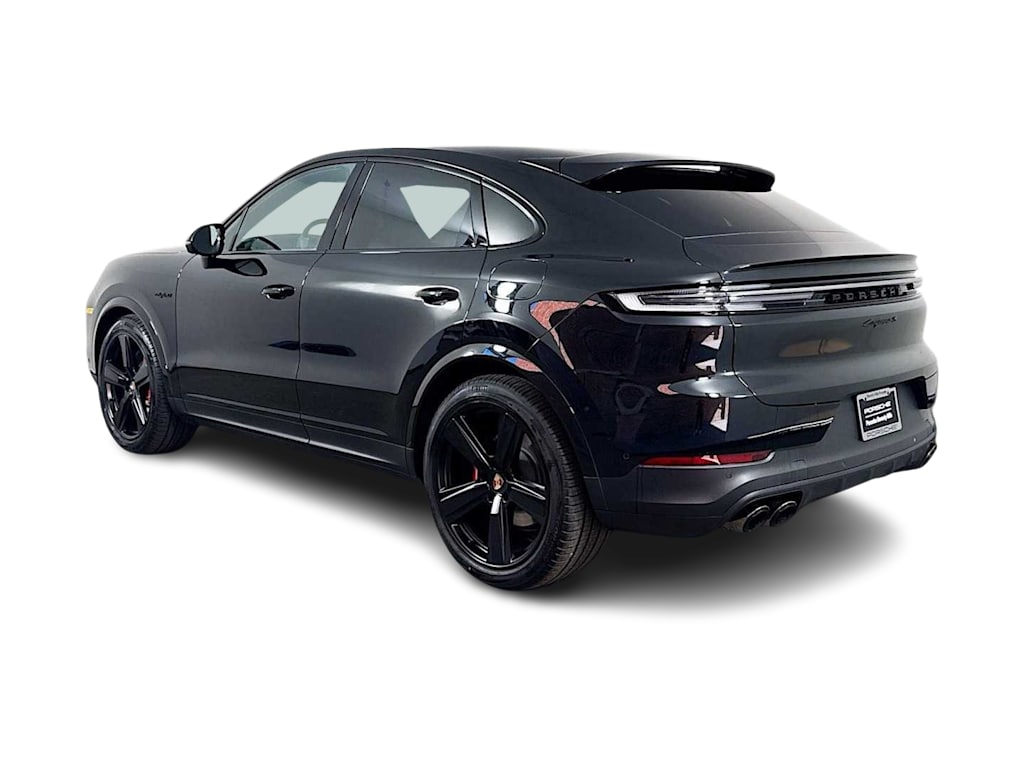 Thumbnail: 2026 Porsche Cayenne - 4