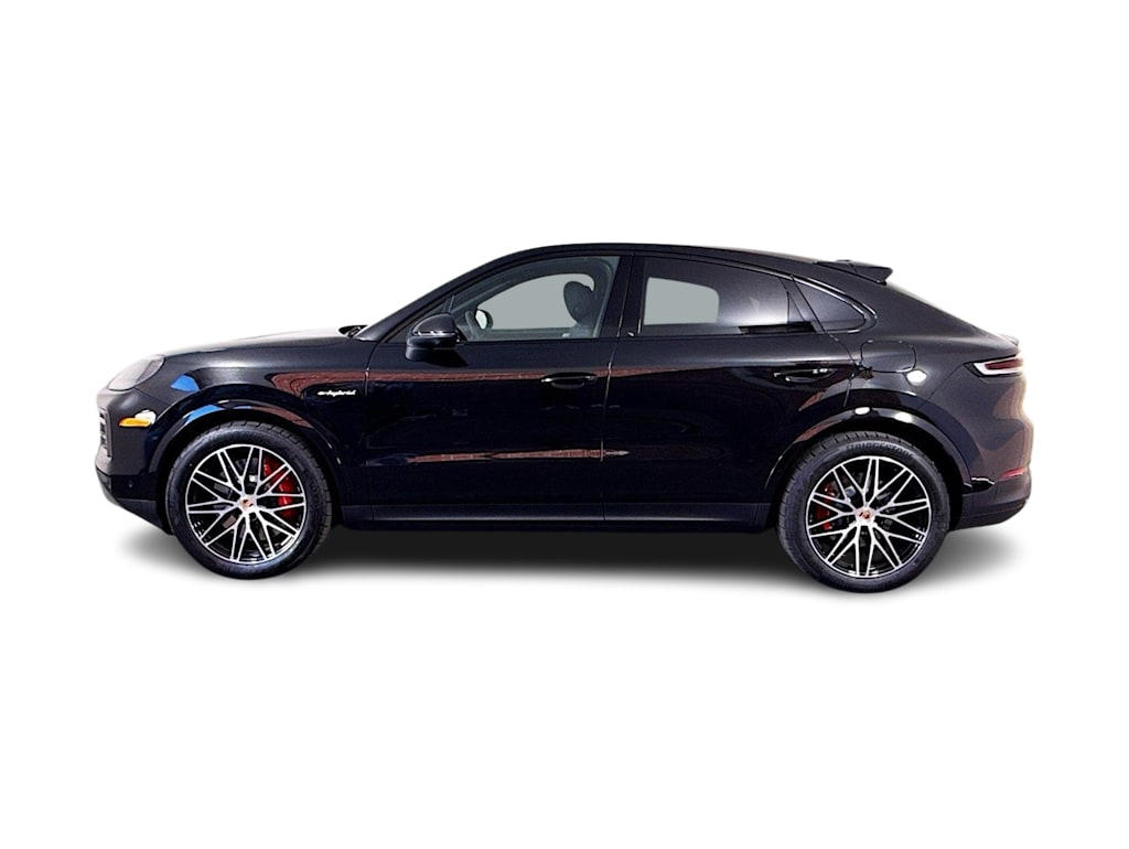 Thumbnail: 2026 Porsche Cayenne - 3