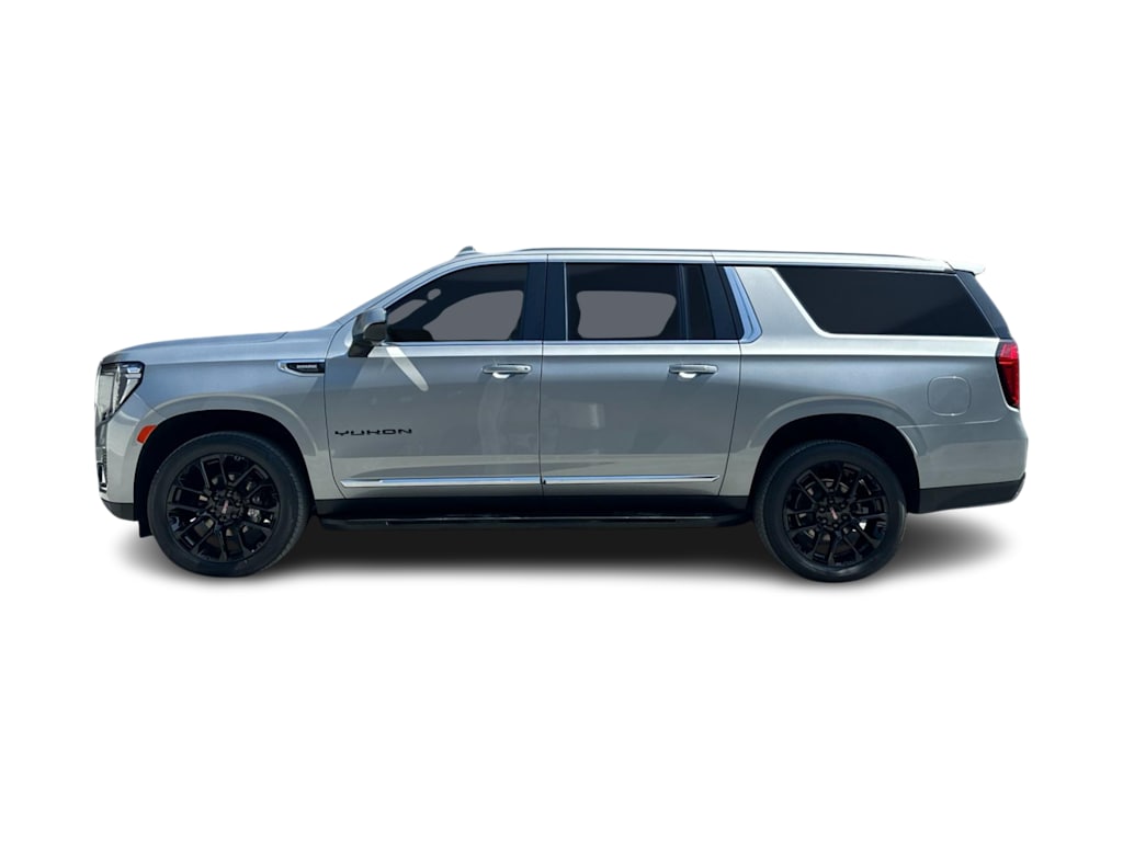 Thumbnail: 2023 GMC Yukon XL - 3