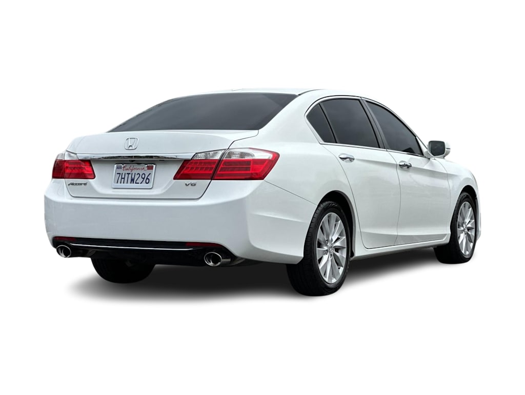 Thumbnail: 2015 Honda Accord - 16