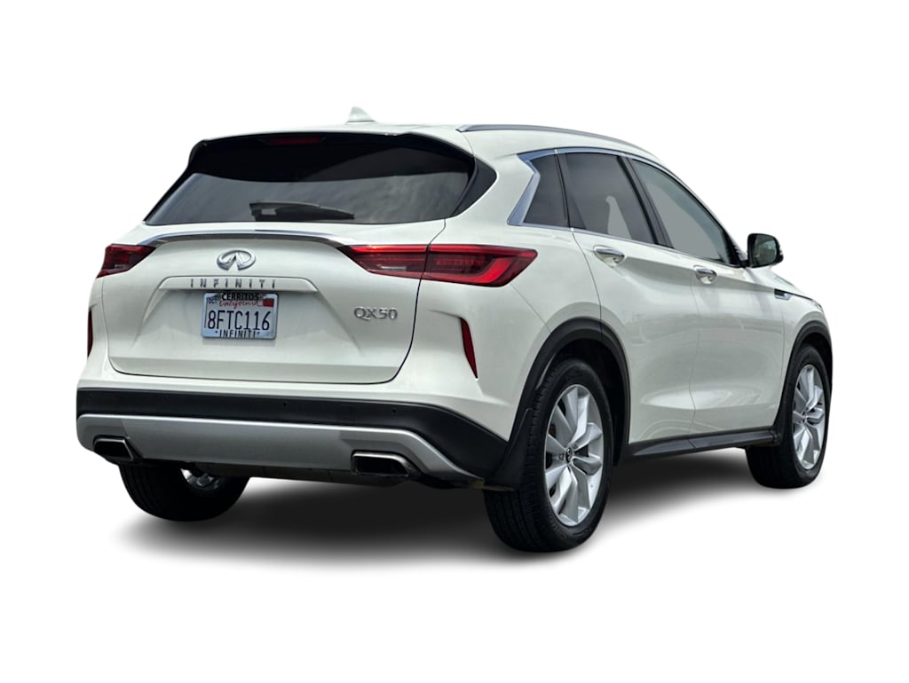 Thumbnail: 2019 INFINITI QX50 - 17