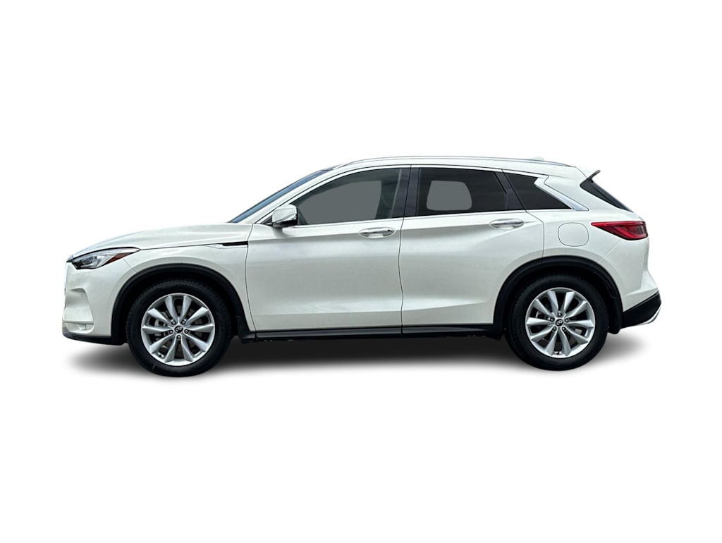 Thumbnail: 2019 INFINITI QX50 - 3